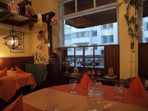Restaurant layouts
